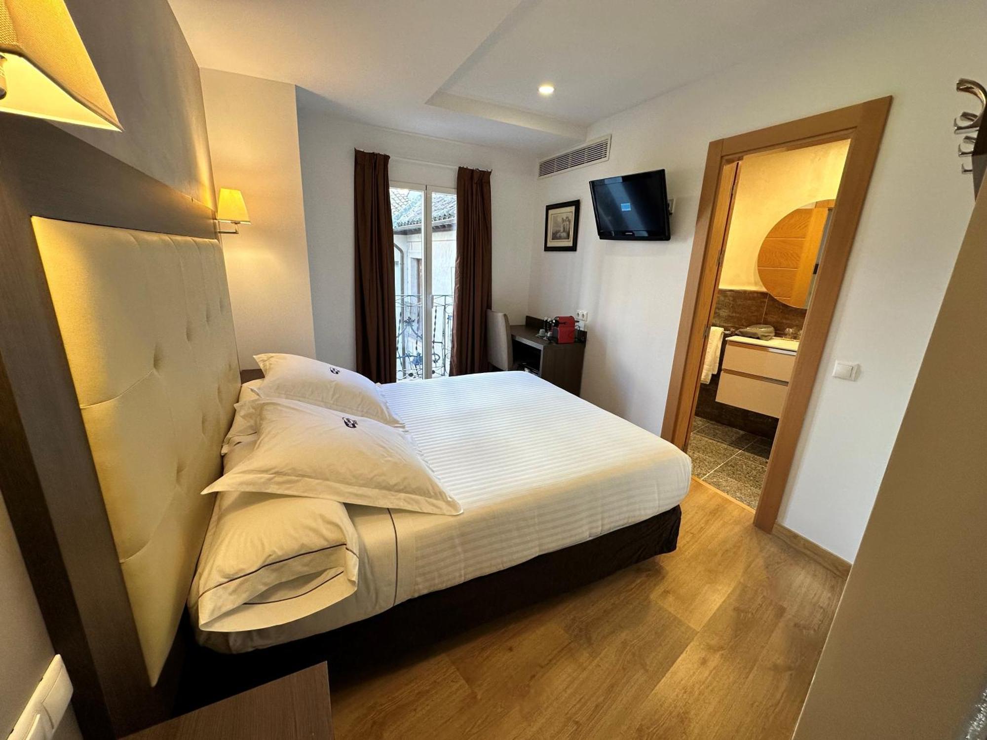 Antidoto Rooms Zocodover Check-In On Line Toledo Ngoại thất bức ảnh