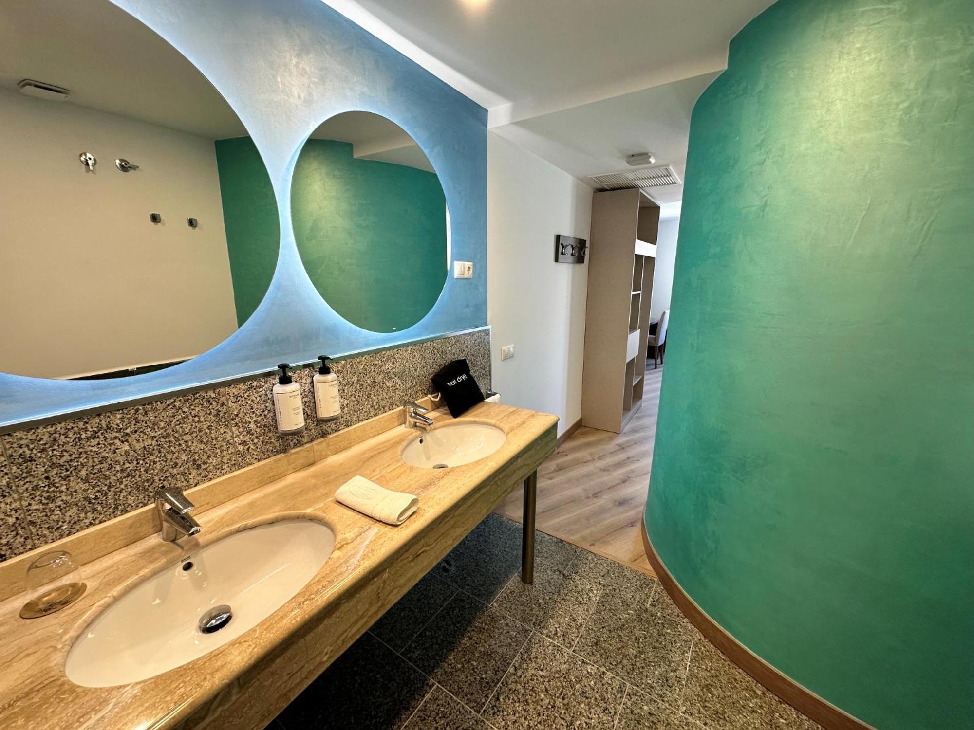 Antidoto Rooms Zocodover Check-In On Line Toledo Ngoại thất bức ảnh