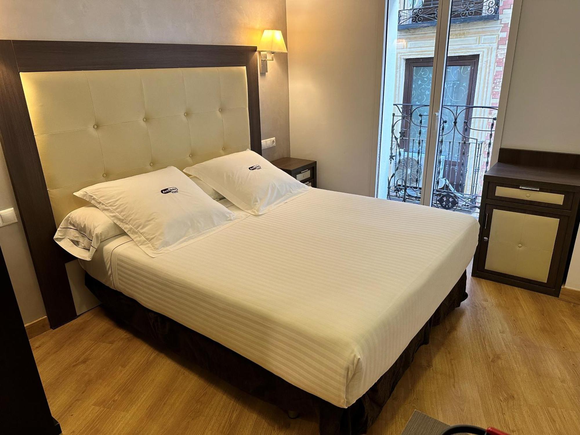 Antidoto Rooms Zocodover Check-In On Line Toledo Ngoại thất bức ảnh